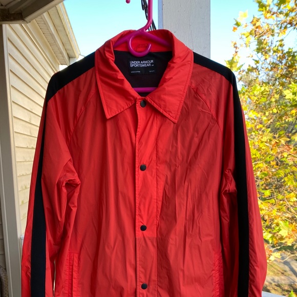 Under Armor Wind Jacket - Fleece lined LARGE - Picture 2 of 5